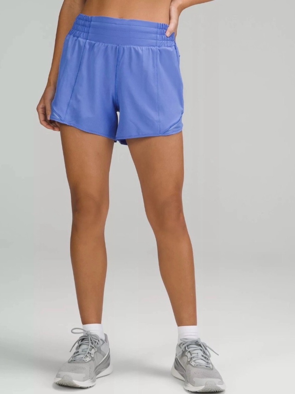 Lululemon Hotty Hot High-Rise Lined Short 4" Size 4
